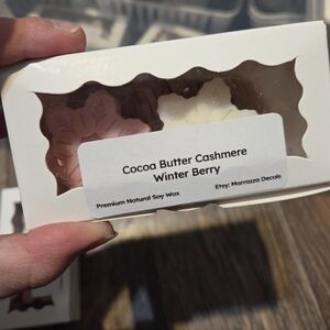 Cocoa Butter Cashmere Winter Berry Soy Wax Melts